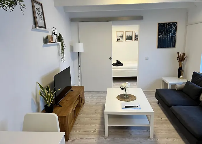 Ruhige Wohnung Im Zentrum In Hubi3